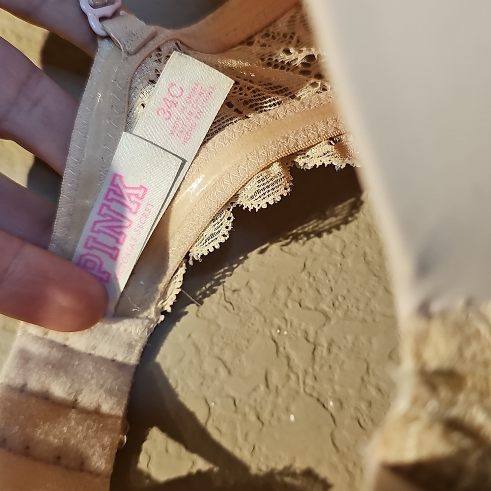 Victoria's Secret PINK Cream Lace Convertible Push Up Bra Size 34C - Picture 2 of 4